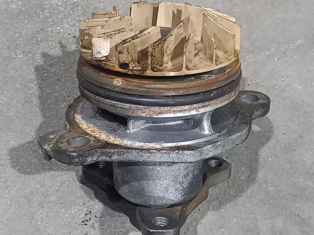 bontott RENAULT MASTER Vízpumpa